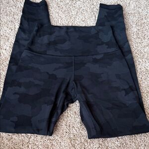 Align high-rise 25” in heritage camo 365!